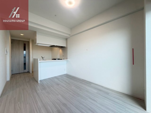 プレリス北巽駅前ラバルスの居間写真