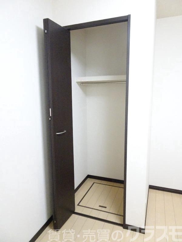収納　クローゼット