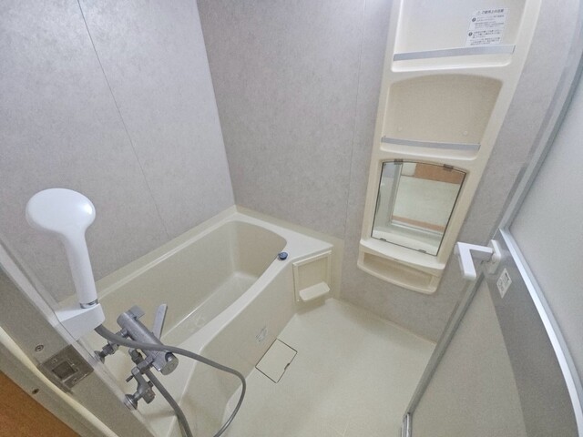 ＪＲ宗谷本線 旭川駅 2階建 築20年の風呂写真