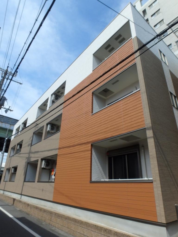 建物外観　存在感のある外観です。