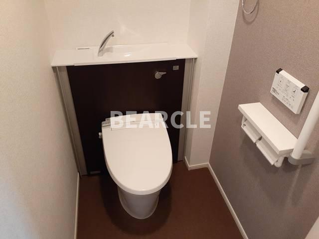 トイレ　ゆったりとした空間のトイレです