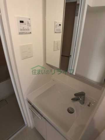 洗面設備　PREMIUM CUBE駒込の洗面所