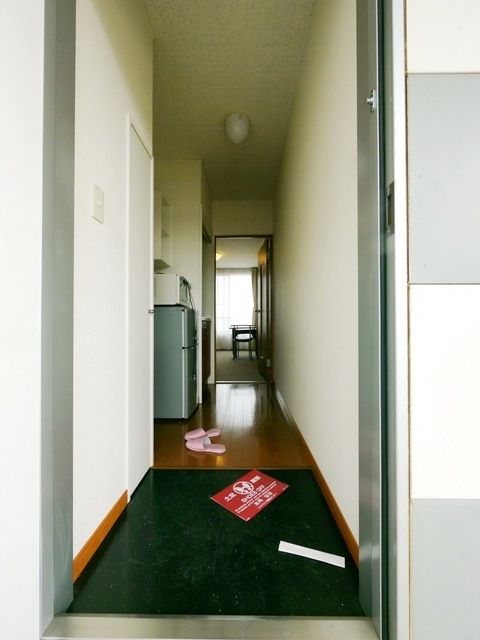 レオパレスエントピアの玄関写真