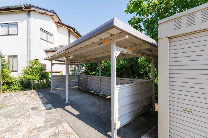 ＪＲ城端線 東野尻駅 徒歩14分 2階建 築14年の外観写真