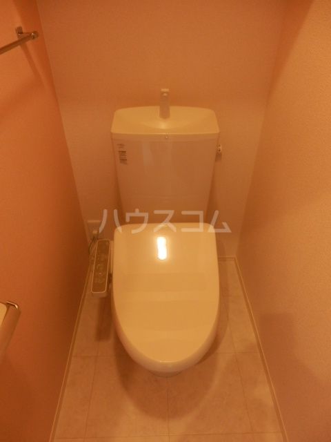 CHARMEIIのトイレ写真