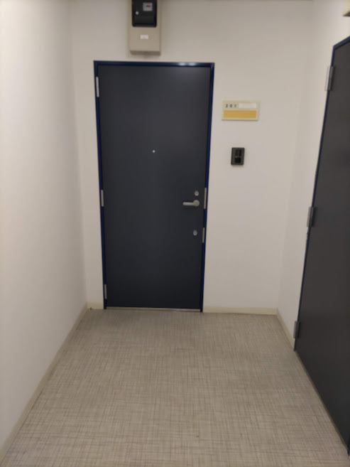玄関　部屋の入り口