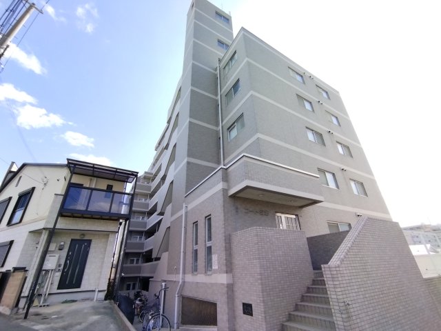 神戸市長田区長田町のマンションの建物外観