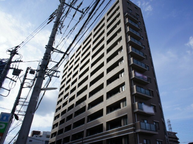 ナイスシティアリーナ駅東公園の建物外観