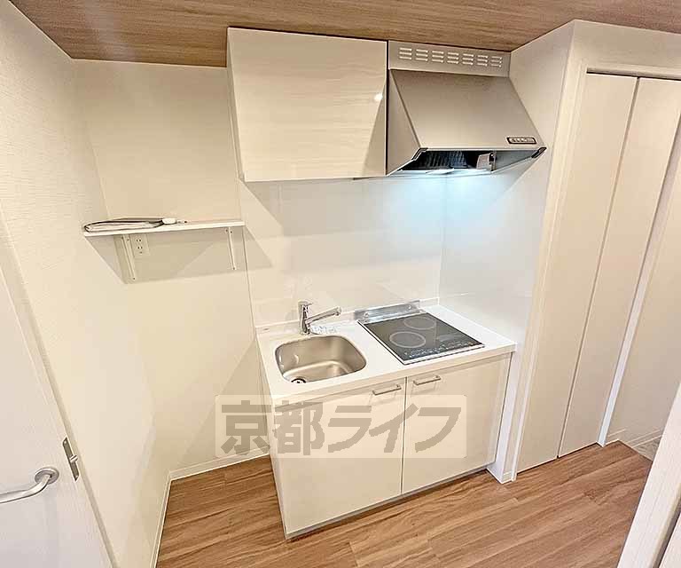 【京都市下京区骨屋町のマンションのキッチン】