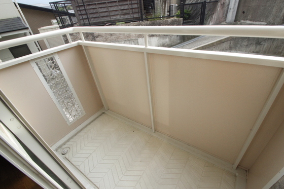 バルコニー　※他の号室の写真です。