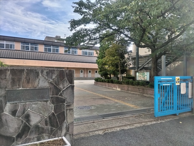 【クレスト越谷の小学校】