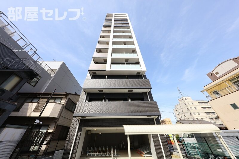 【プレサンス名古屋幅下ファビュラスの建物外観】