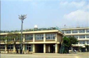 小学校　福生第二小学校（小学校）まで1365m