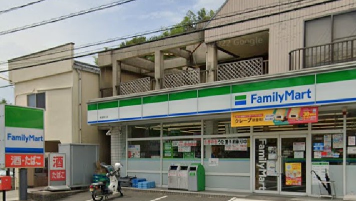 コンビニ　ファミリーマート尾道長江店（コンビニ）まで193m