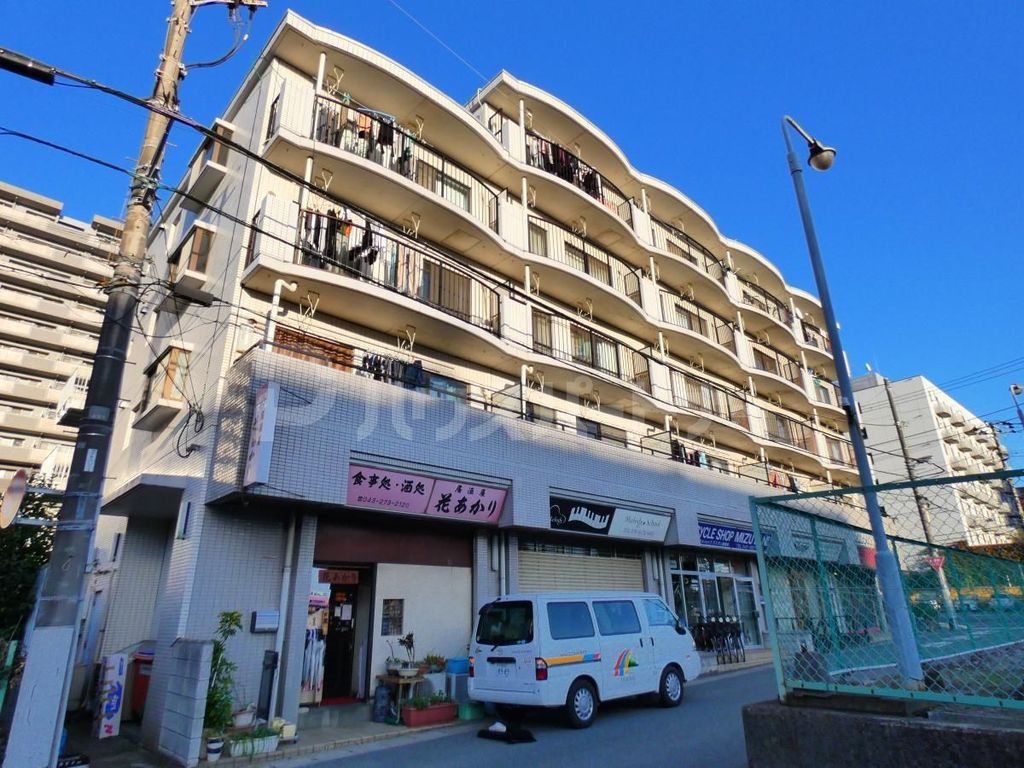 相栄プラザの外観