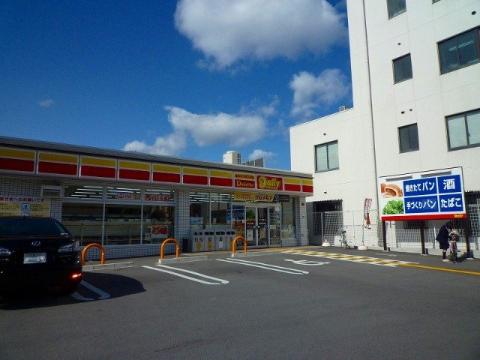 ハイツ穂積　デイリーヤマザキ茨木中穂積店（その他　146m）