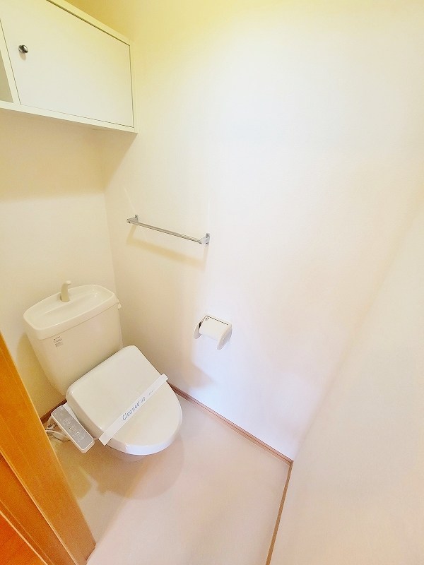 トイレ　★温水洗浄便座トイレ★