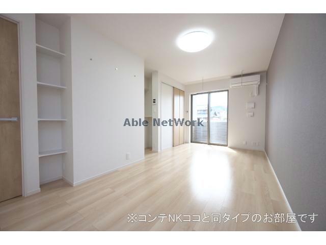 居室・リビング　同型モデル