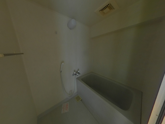 バス・シャワールーム　※別部屋の写真です