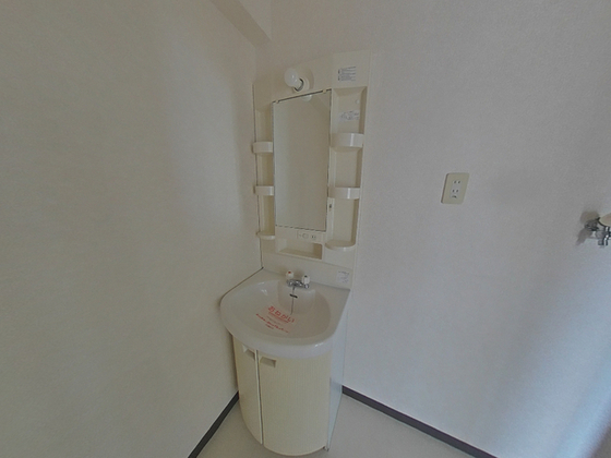 洗面設備　※別部屋の写真です