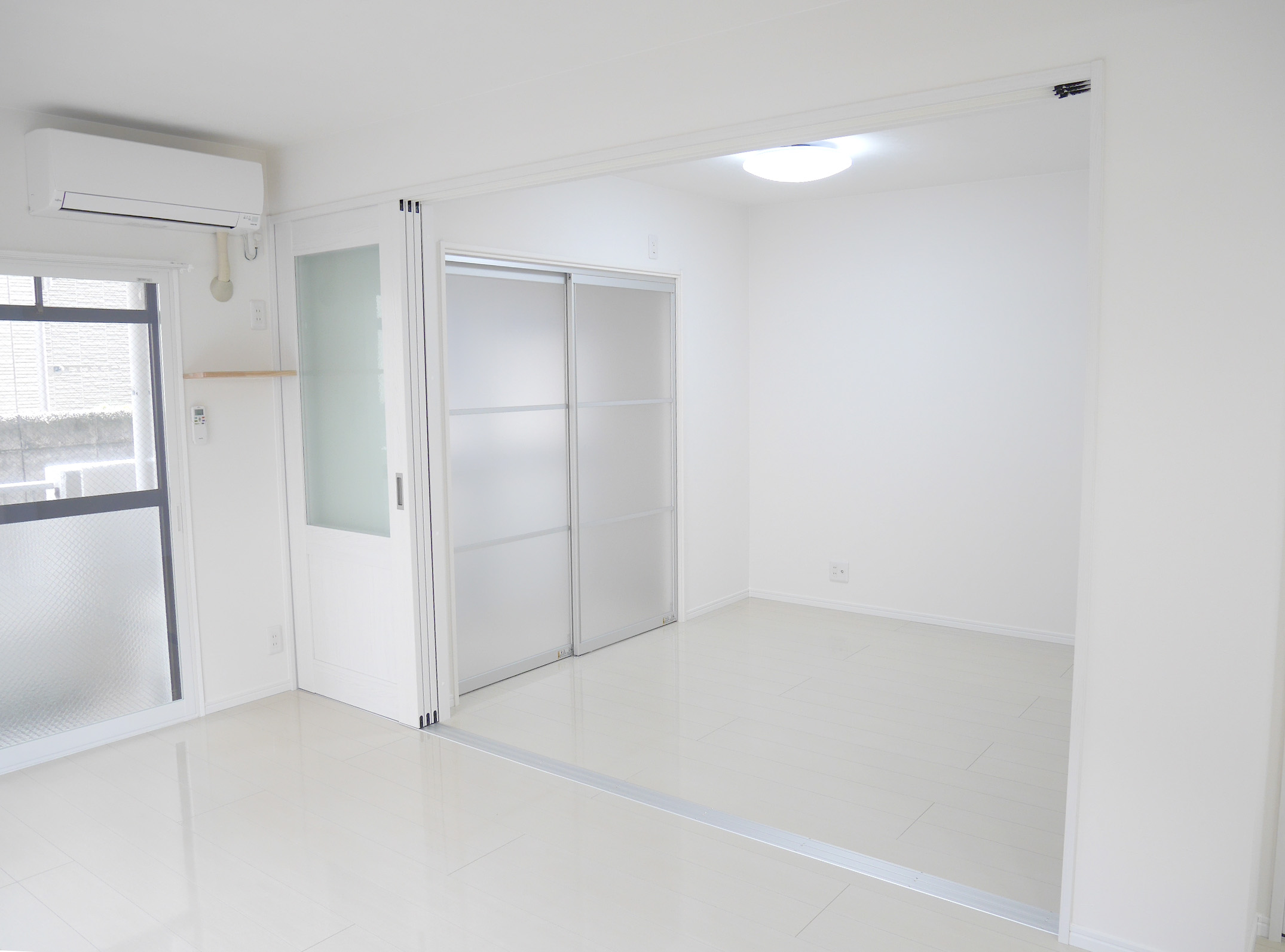 その他　洋室４．３帖/　サンルーム付