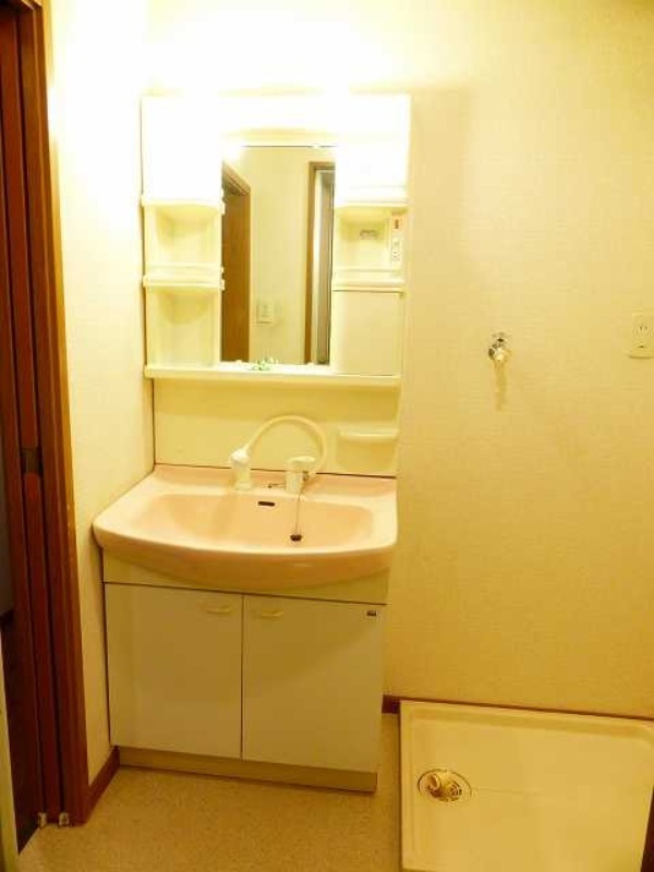 収納　図面と現状に相違がある場合には現状を優先