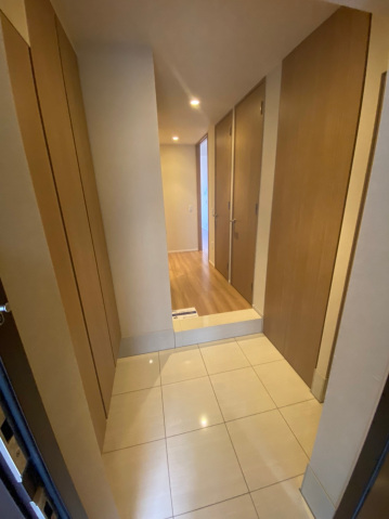 玄関　※別部屋参照