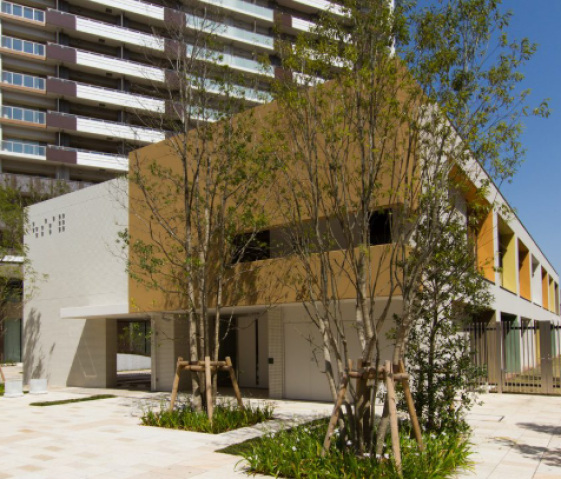 幼稚園・保育園　東雲キャナルコートナーサリースクール（幼稚園・保育園）まで380m