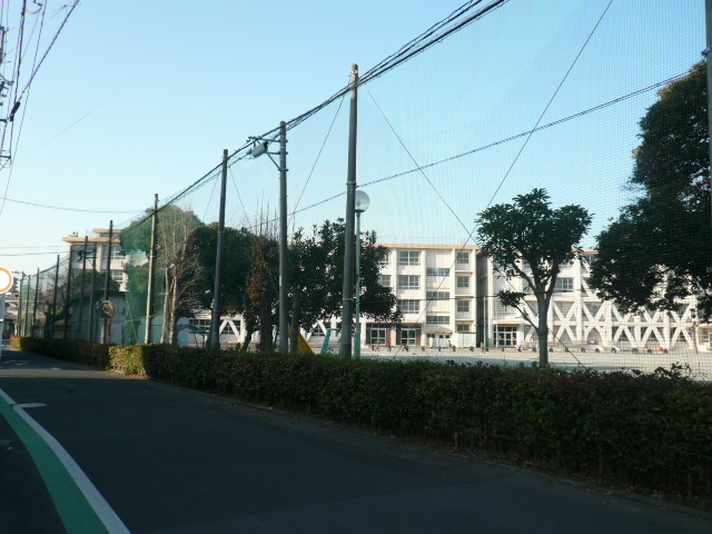 小学校　藤沢市立村岡小学校（小学校）まで230m