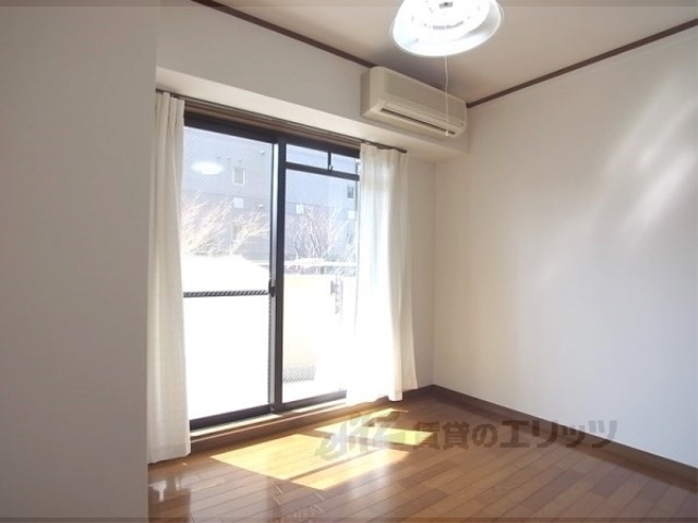 居室・リビング　居室