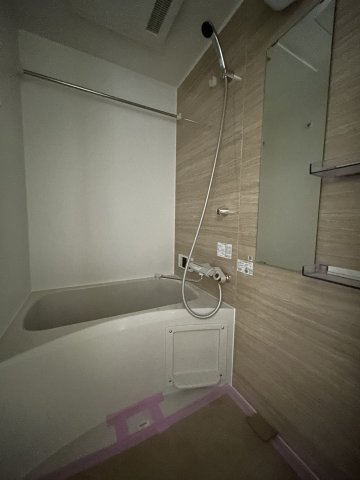 バス・シャワールーム　※同シリーズ参考写真