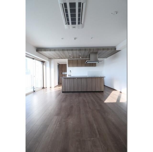 居室・リビング　ゆったりとした居間です