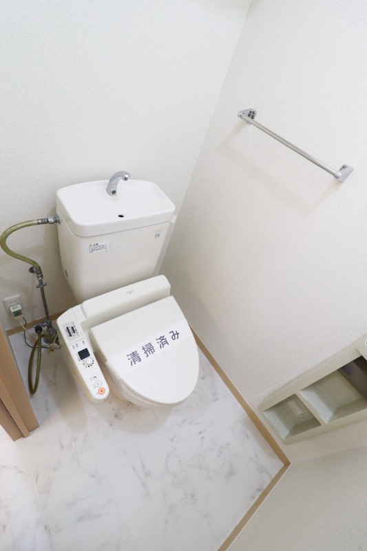 トイレ　図面と現状に相違がある場合には現状を優先