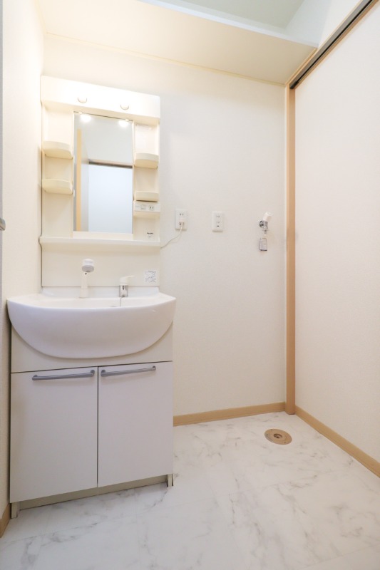 洗面設備　図面と現状に相違がある場合には現状を優先