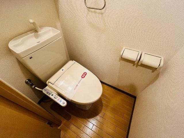 トイレ　シャワー付トイレ