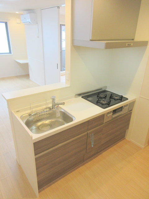 キッチン　★ガス３口グリル付システムキッチン★