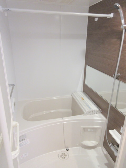 バス・シャワールーム　★追い焚き・乾燥機★