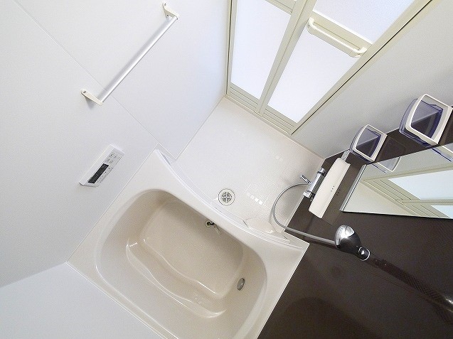 バス・シャワールーム　ゆったり過ごせるお風呂です