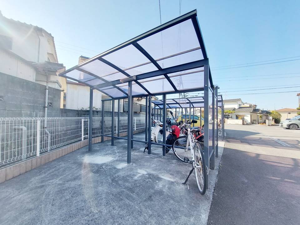 駐車場　駐輪場