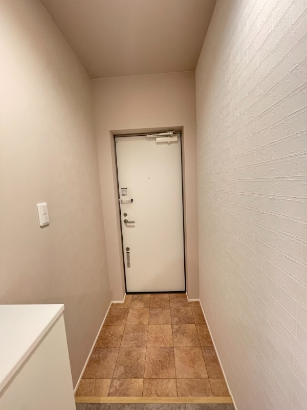 玄関　エリタージュ　荒川区東尾久４