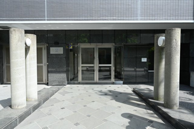 エントランス　★見学予約受付中★