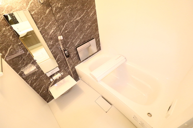 バス・シャワールーム　浴室