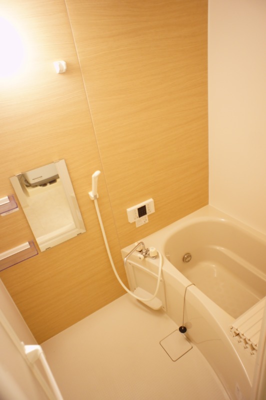 バス・シャワールーム　図面と現状に相違がある場合には現状を優先