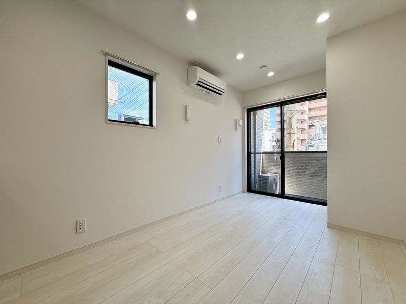 居室・リビング　ゆったり過ごせる居間です