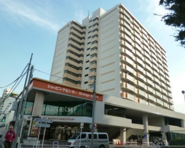 ショッピングセンター　ニュータウンオオクボ（ショッピングセンター）まで951m