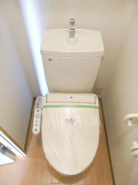 トイレ　シャワー付トイレ