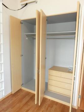 収納　クローゼット
