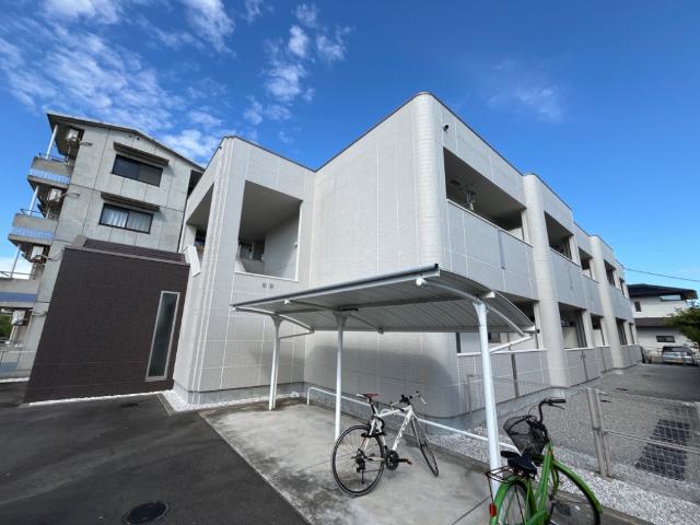 居室・リビング　外観写真（昼）