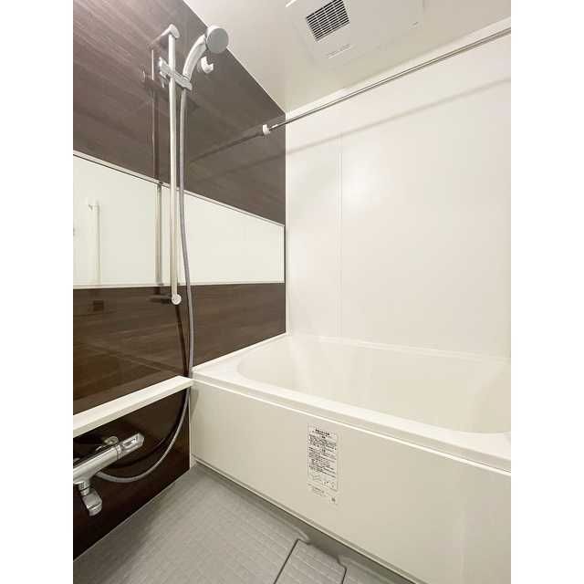 バス・シャワールーム　浴室