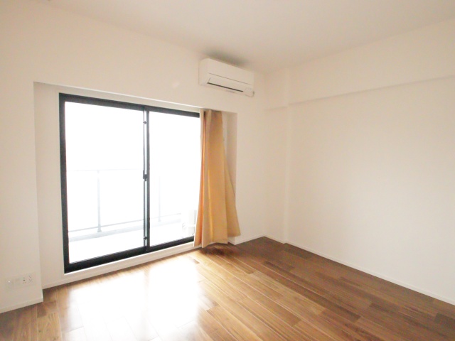 居室・リビング　※別室の参考写真の為、現況優先です。